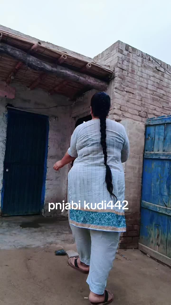 @Punjabi kudi 442