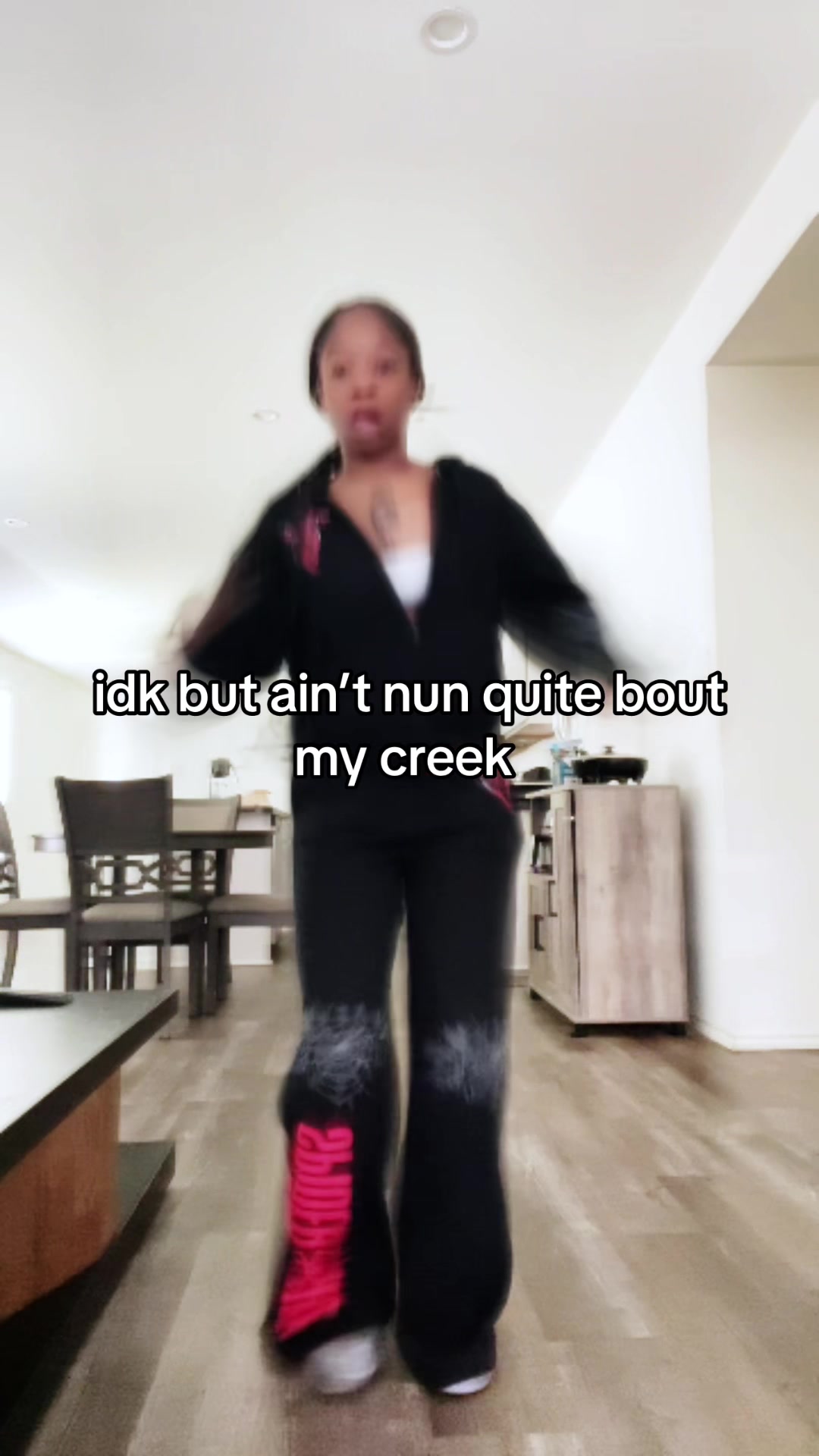 @Tay <๐-