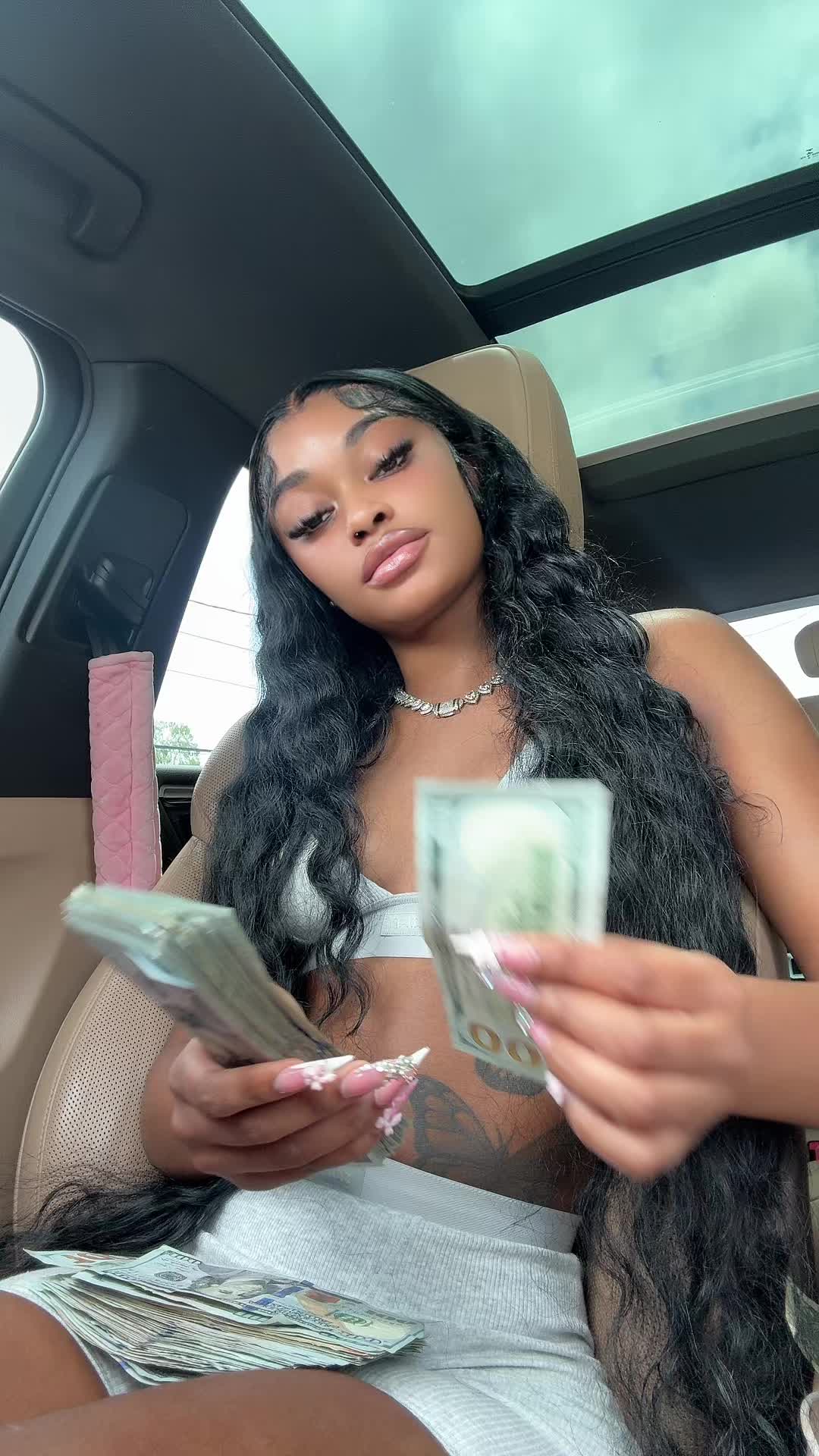 @shireztaylerr