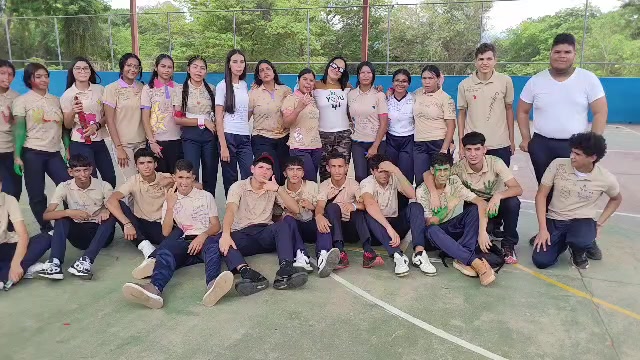 @Nazareth González 🇻🇪.