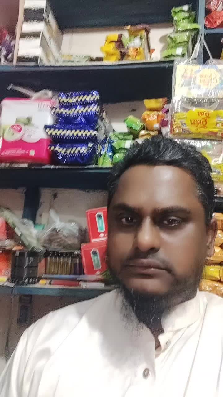 @কারোর বন্ধু কারোর বড়ো ভাই