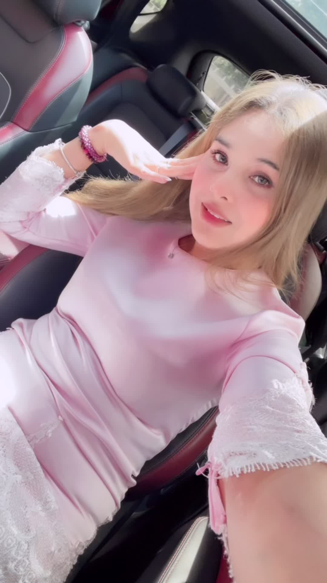 @Putri Urrassya Senrose 🌻🌻