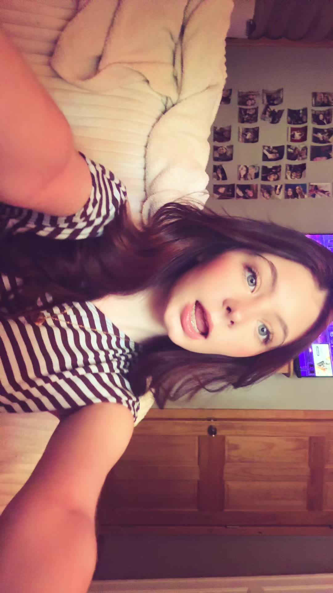 @𝑒𝓁𝓁𝒶 𝒸𝒶𝓇❁𝓁𝒾𝓃𝑒