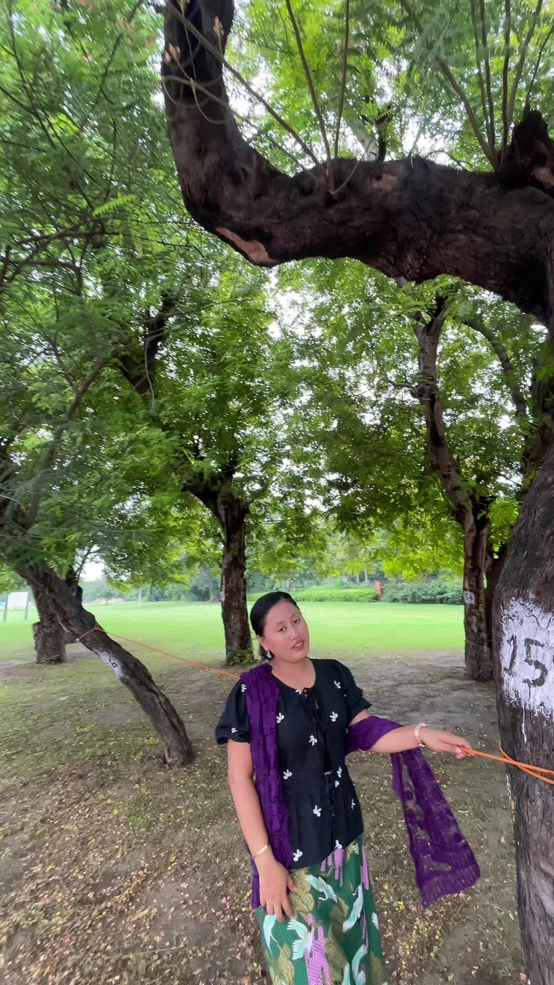 @अस्मि गुरूङ्