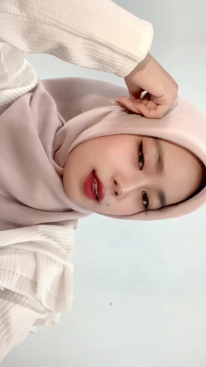 @triisaa__