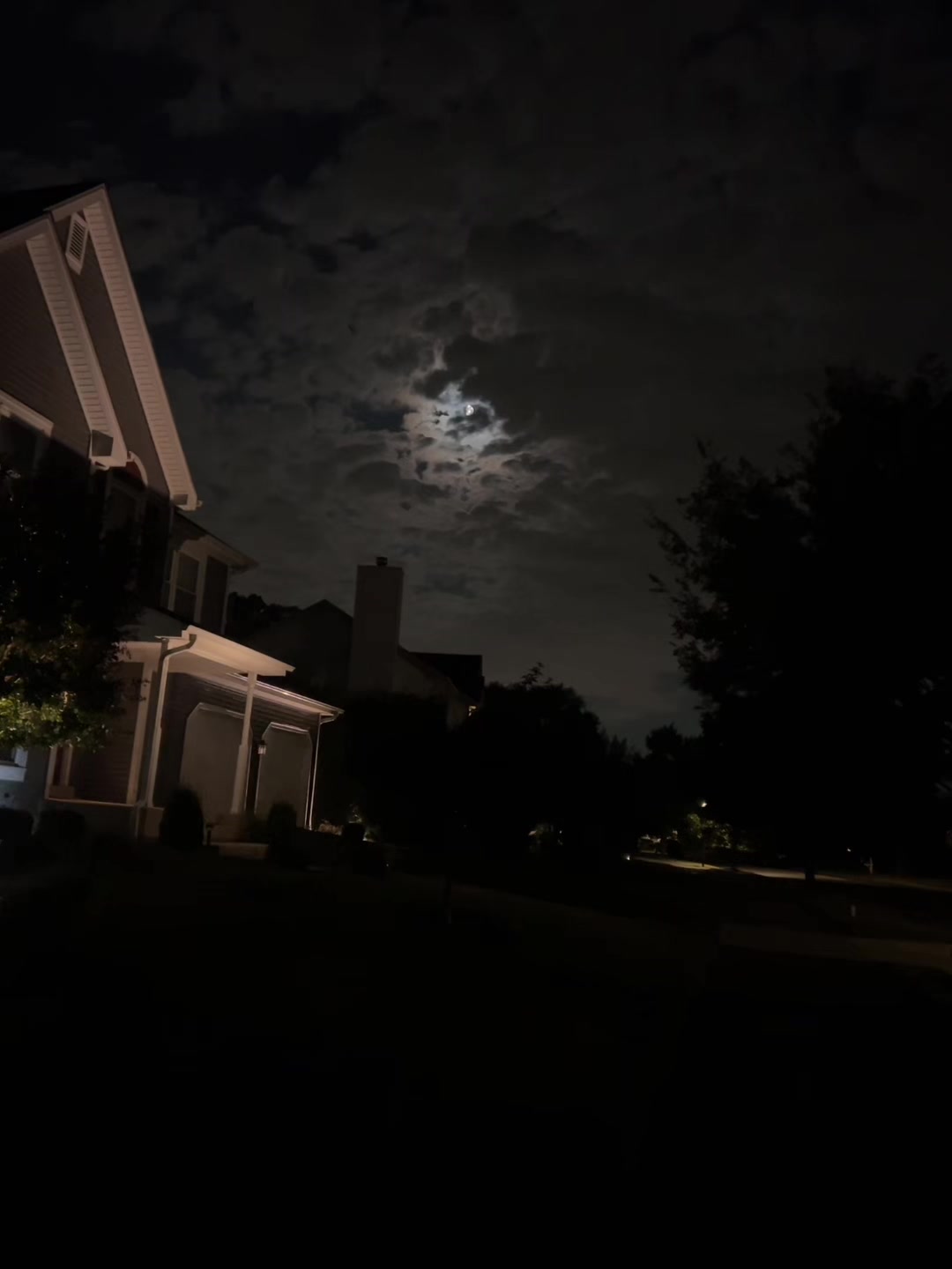 @🌙
