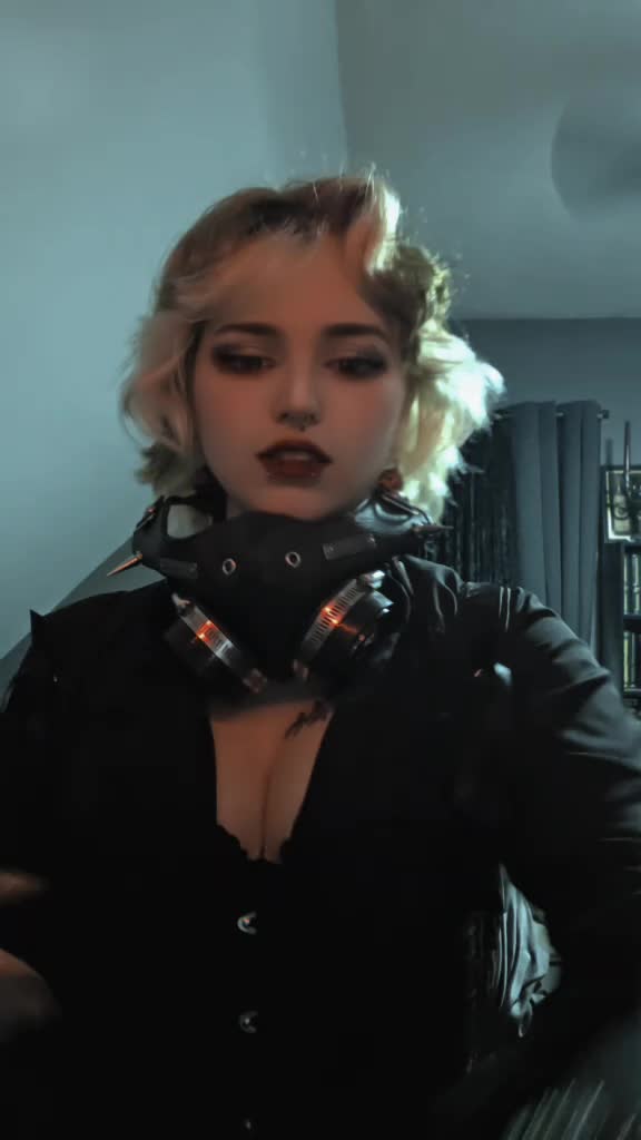 @Jinx ☠️🖤🩸