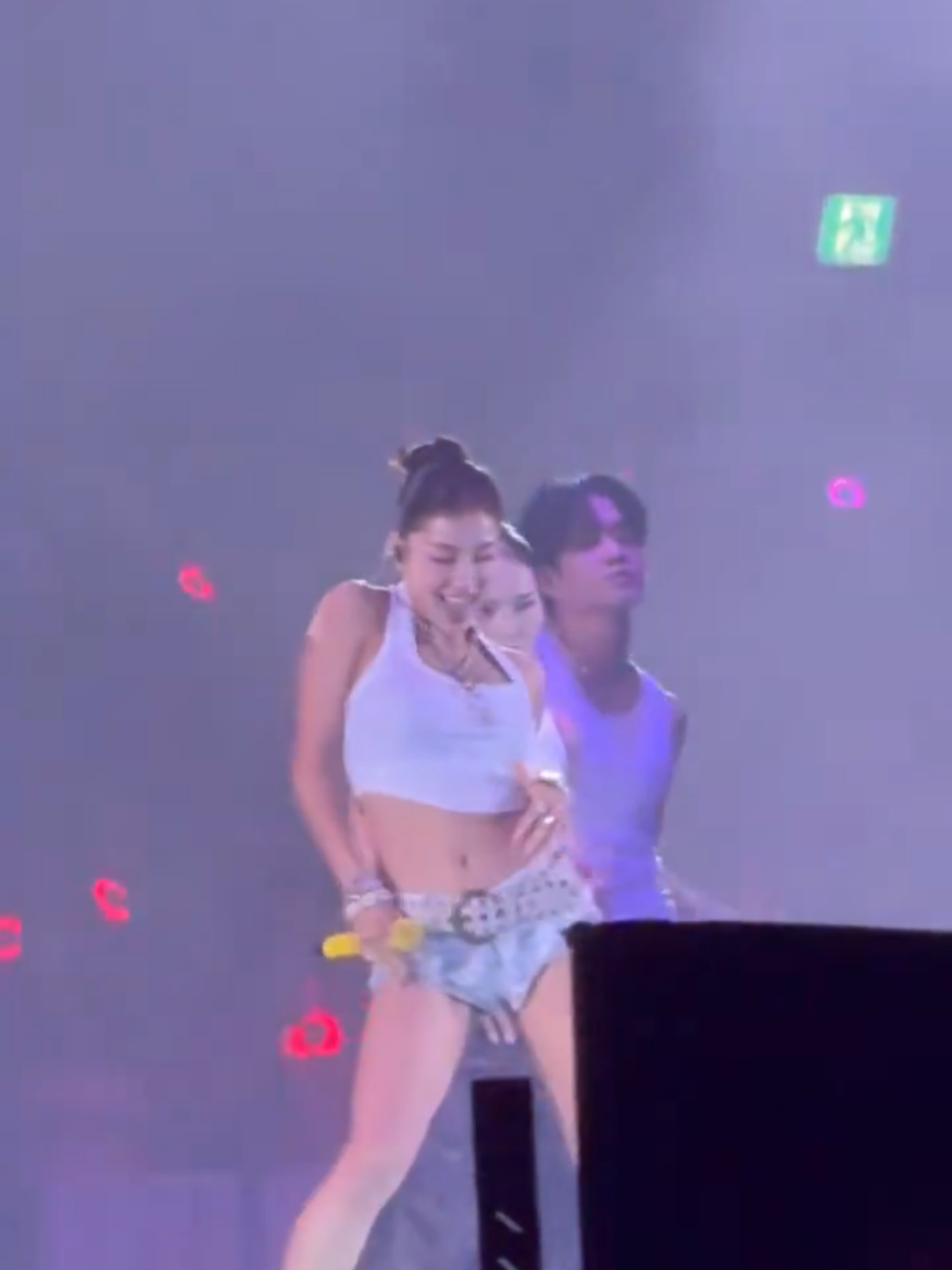 @THIS IS FOR WORLD TOUR
