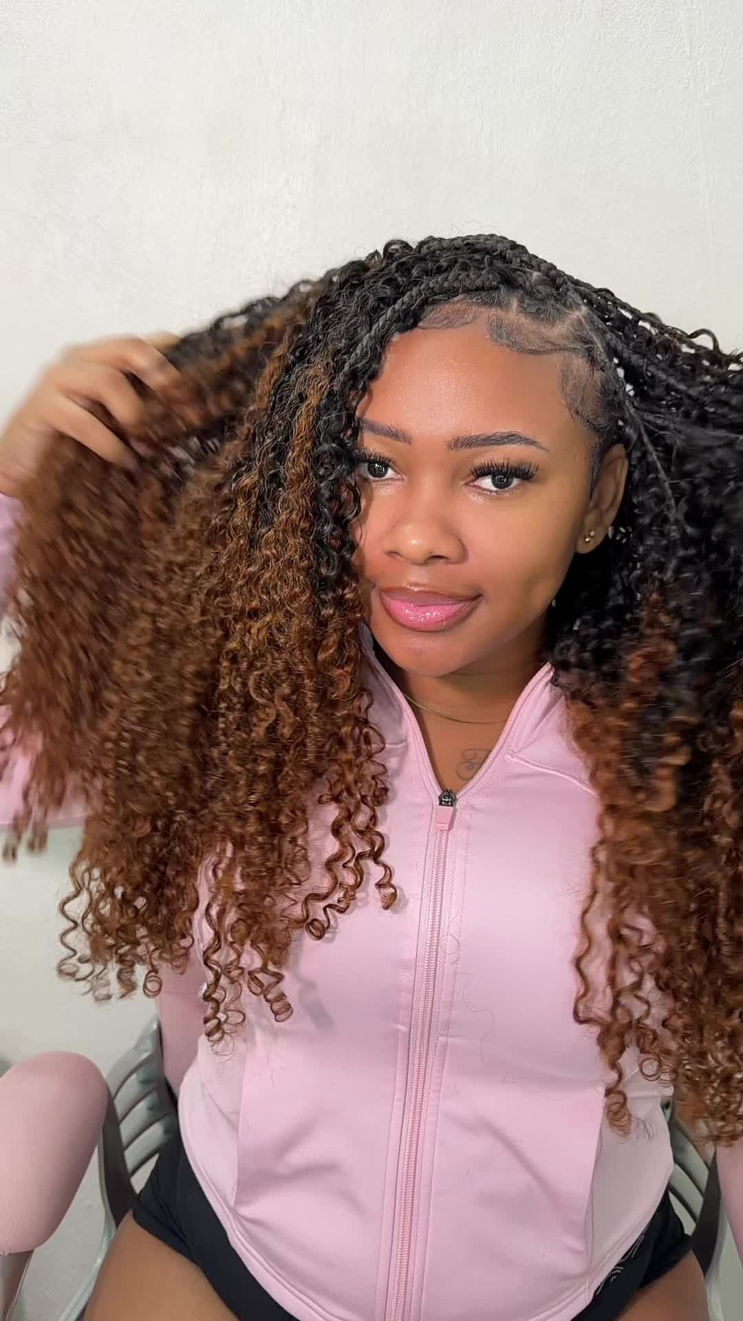 @Sharii | Wig Influencer