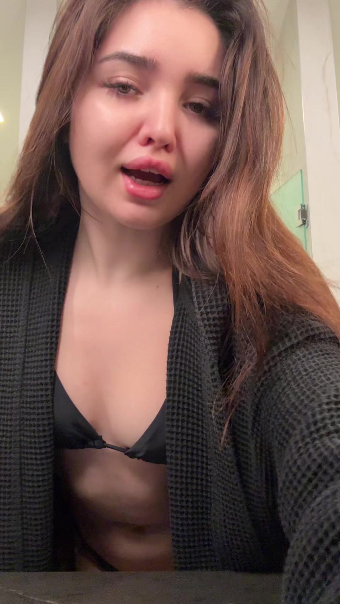@alishashakirova