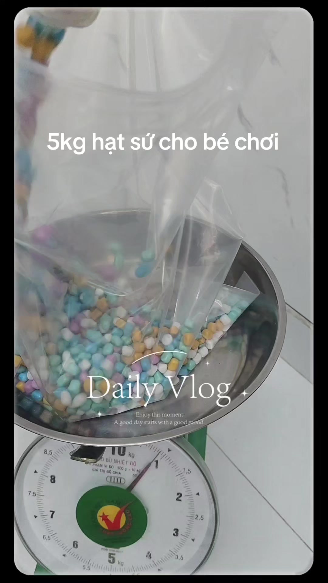 @Em b&eacute; của Mẹ