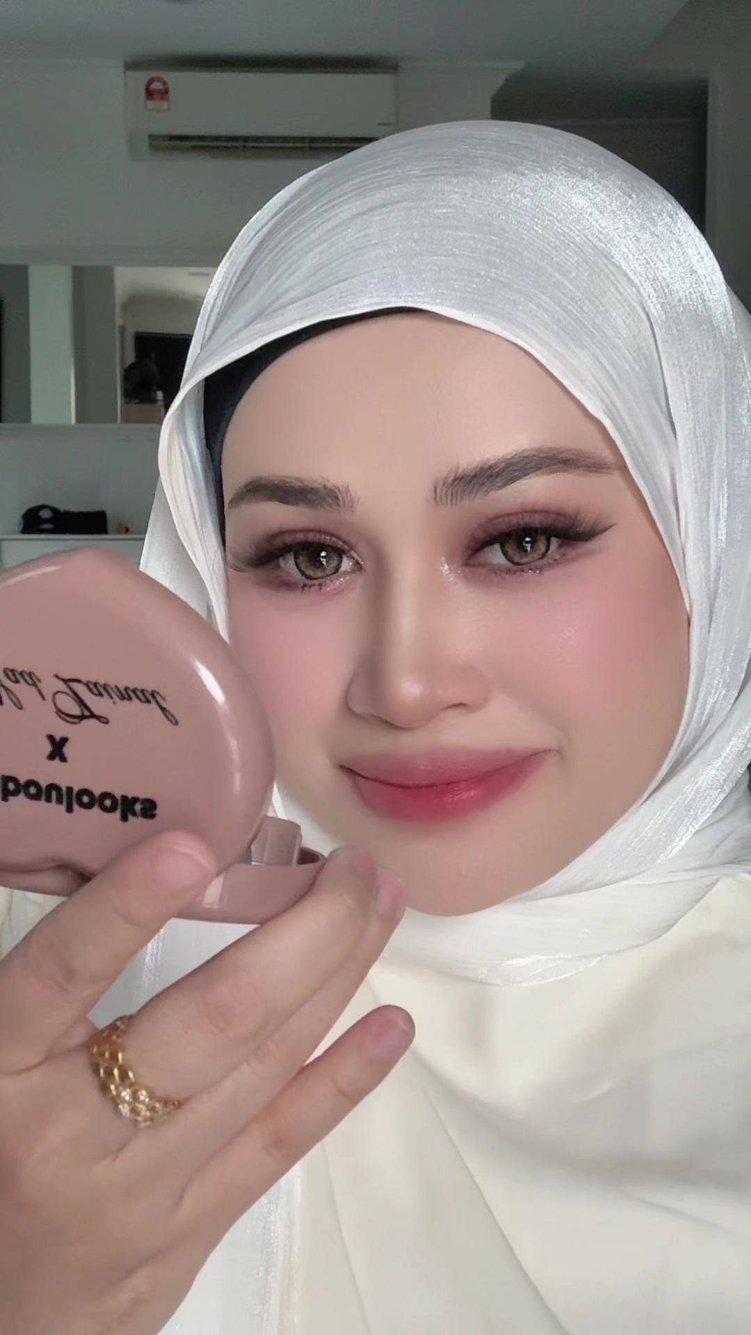 @FABOULOOKS_HQ BEAUTY