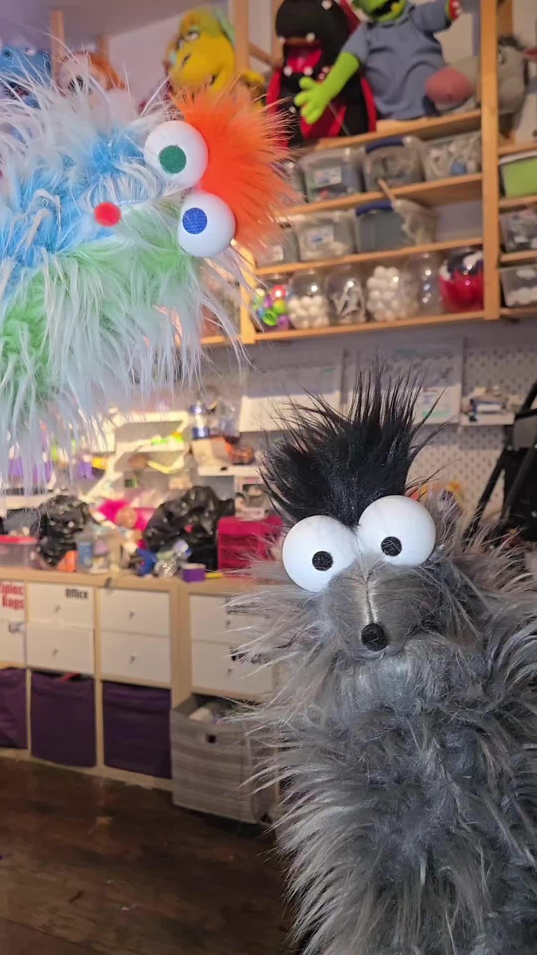 @lvpuppets