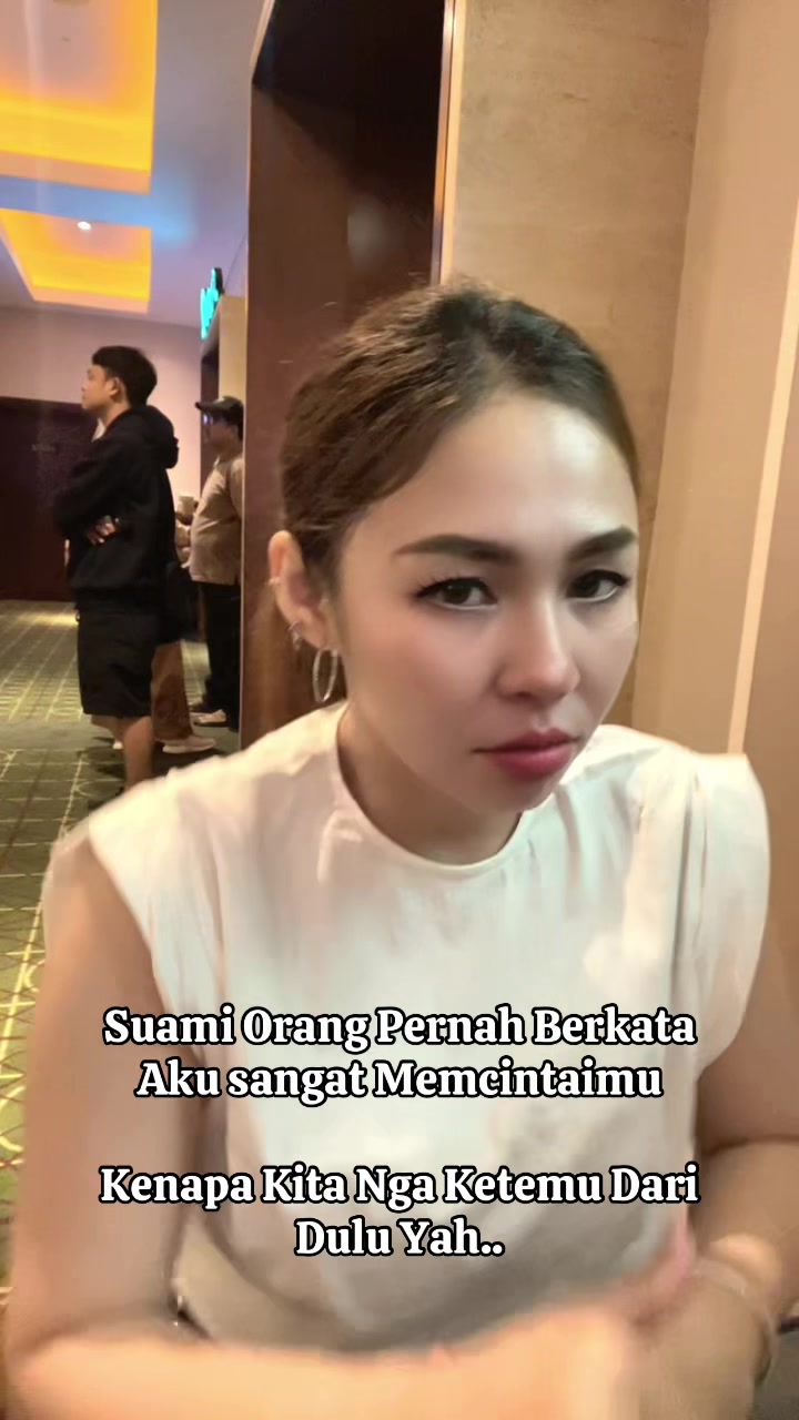 @Putri Avril