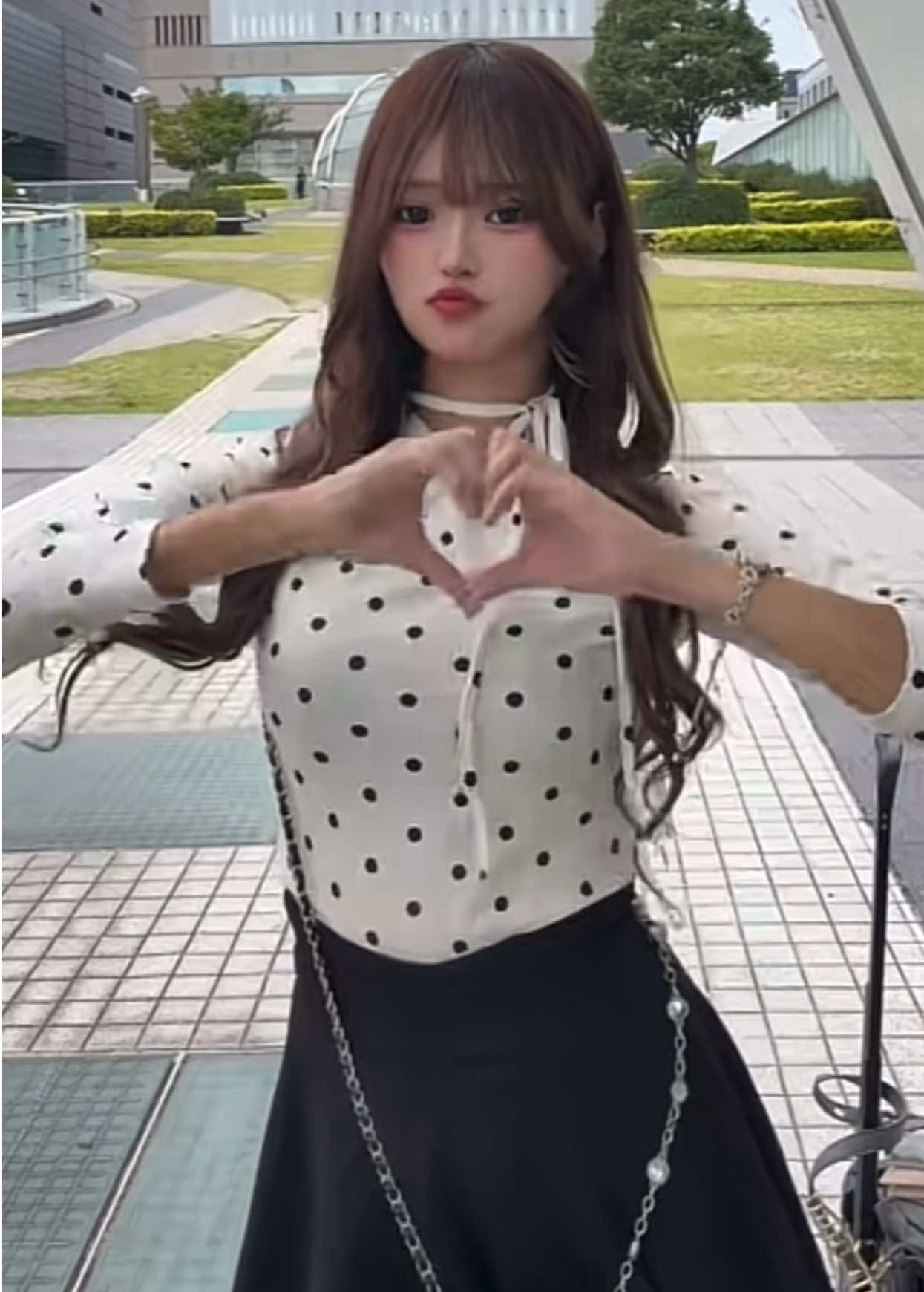 @美女図鑑!