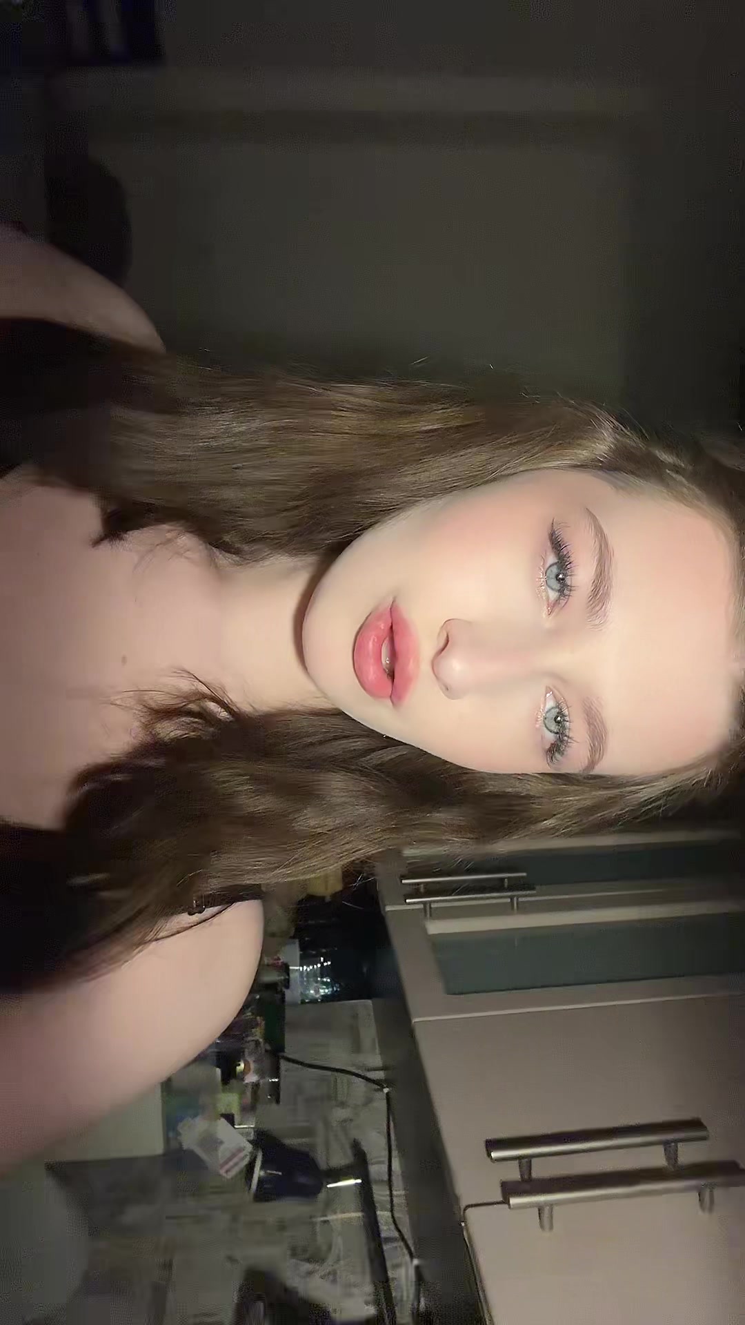 @skatril