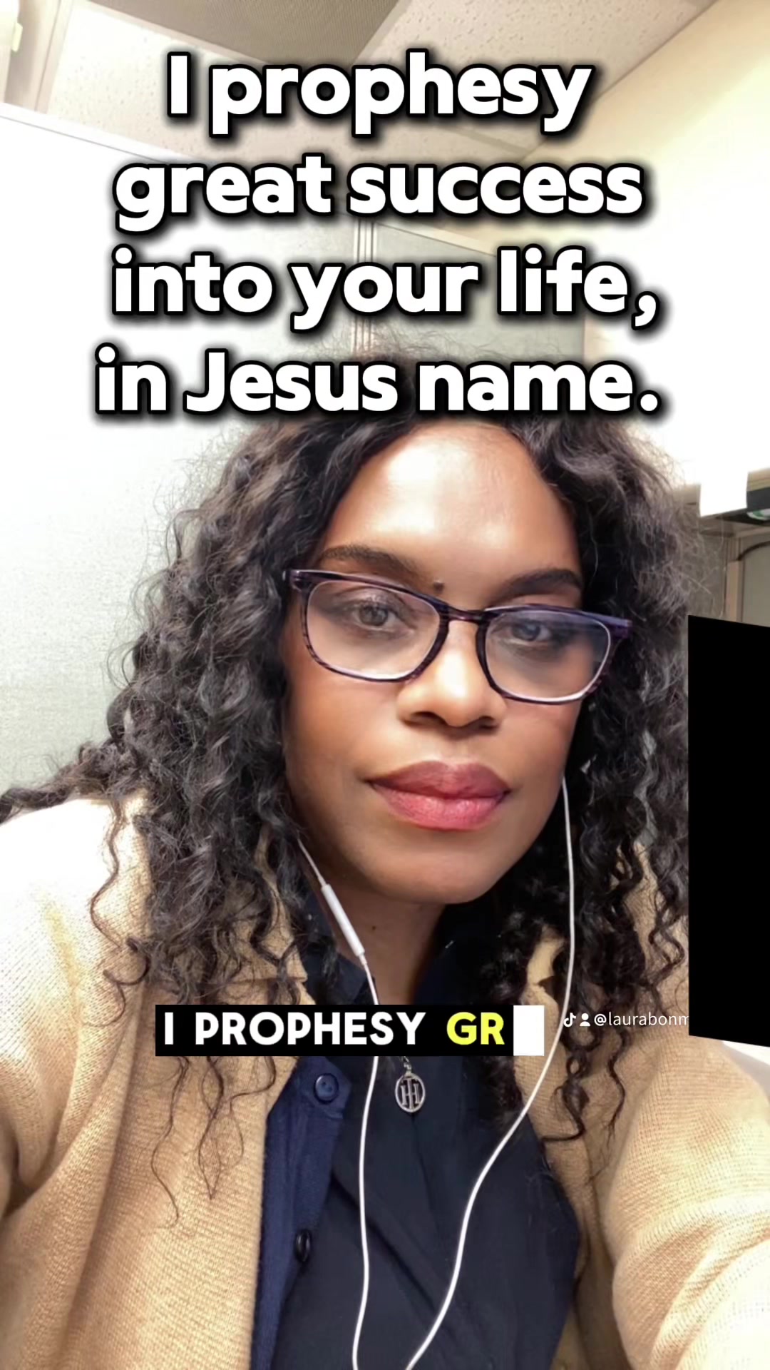 @Laura Bon Ministries