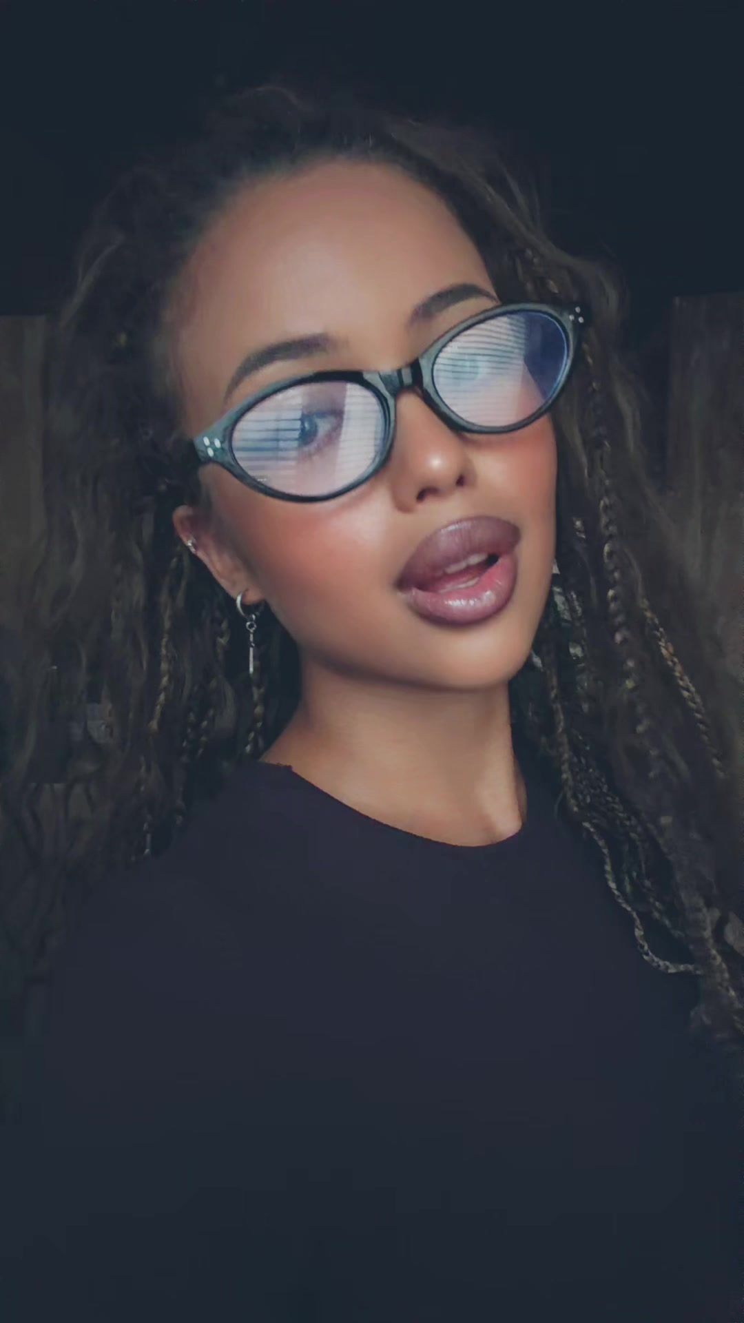 @Алона