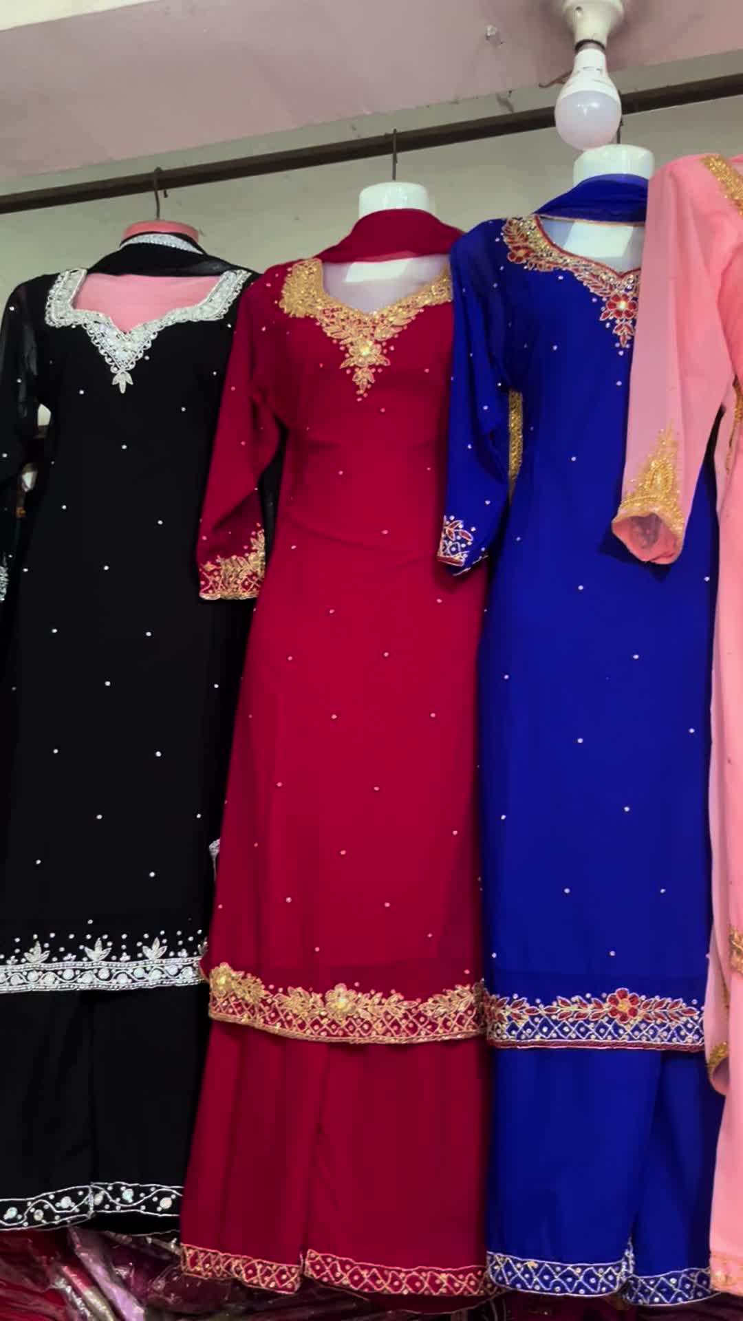 @Roshani Collection