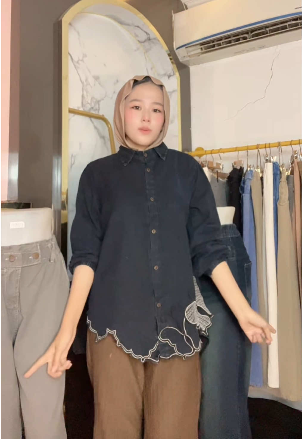 @iconic jeans