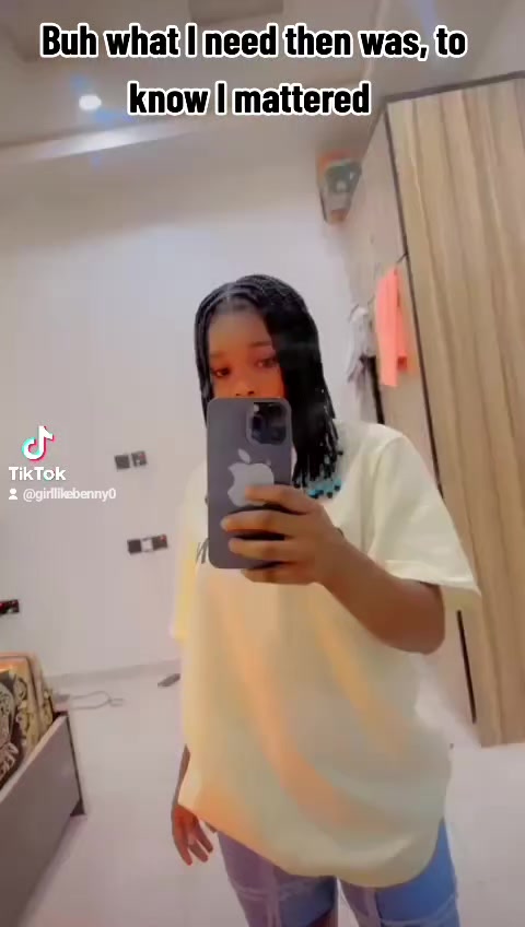 @ღ.....𝔹𝕖𝕟𝕟𝕪.....ლ🤍🥀❤️♎️