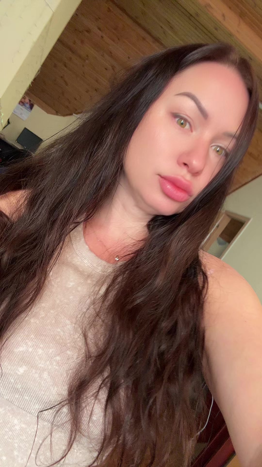 @ponka_2323