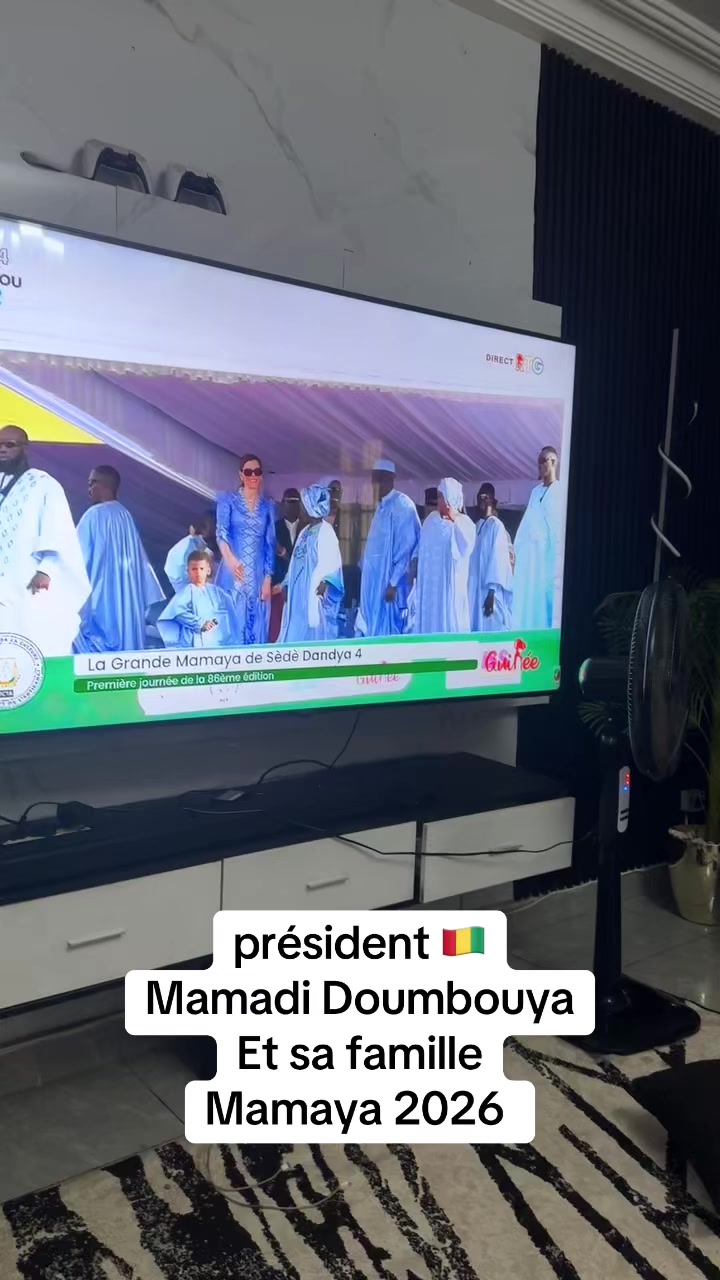 @A&iuml;cha ke&iuml;ta 🇬🇳🇫🇷