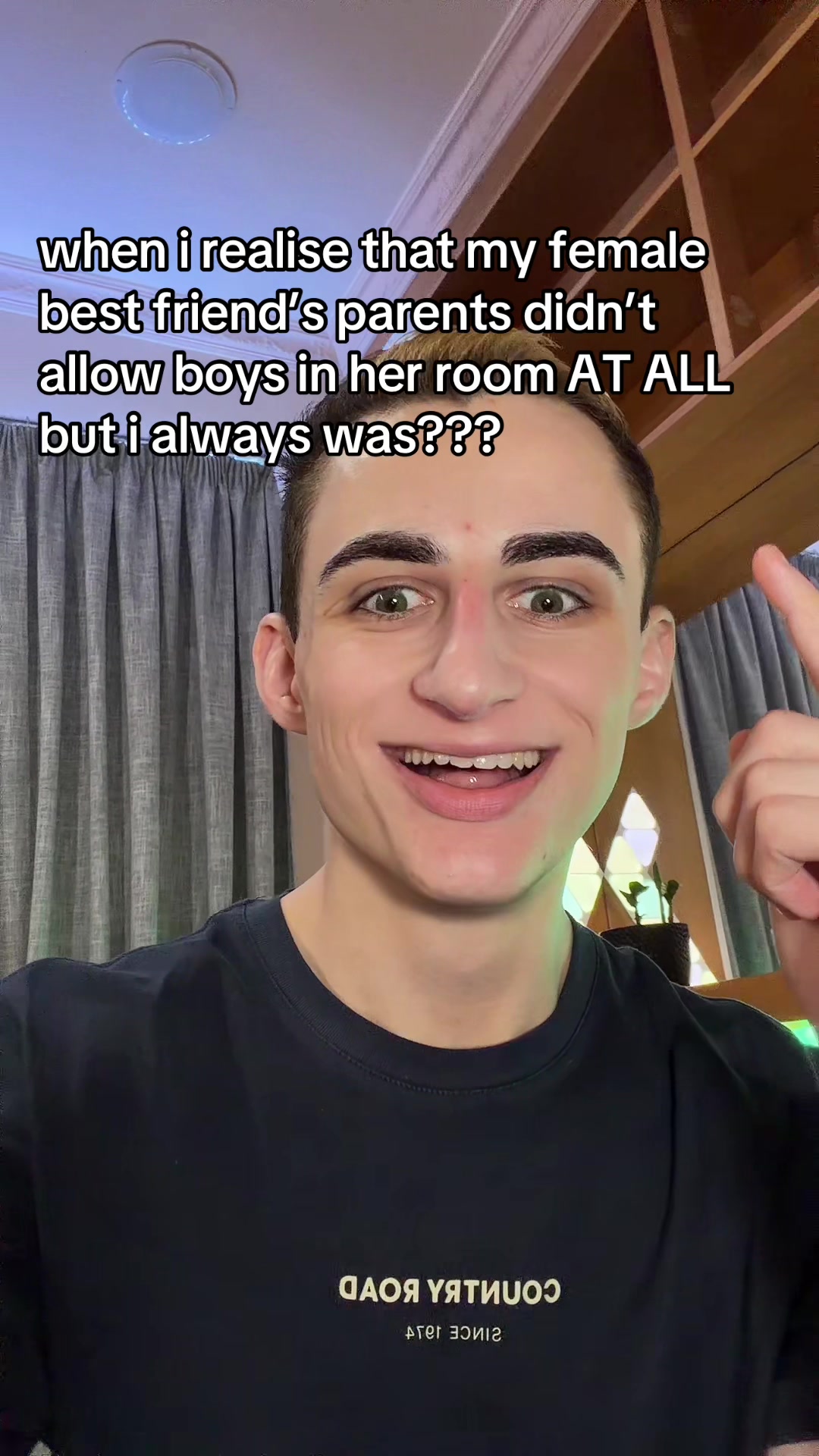@James 🦦