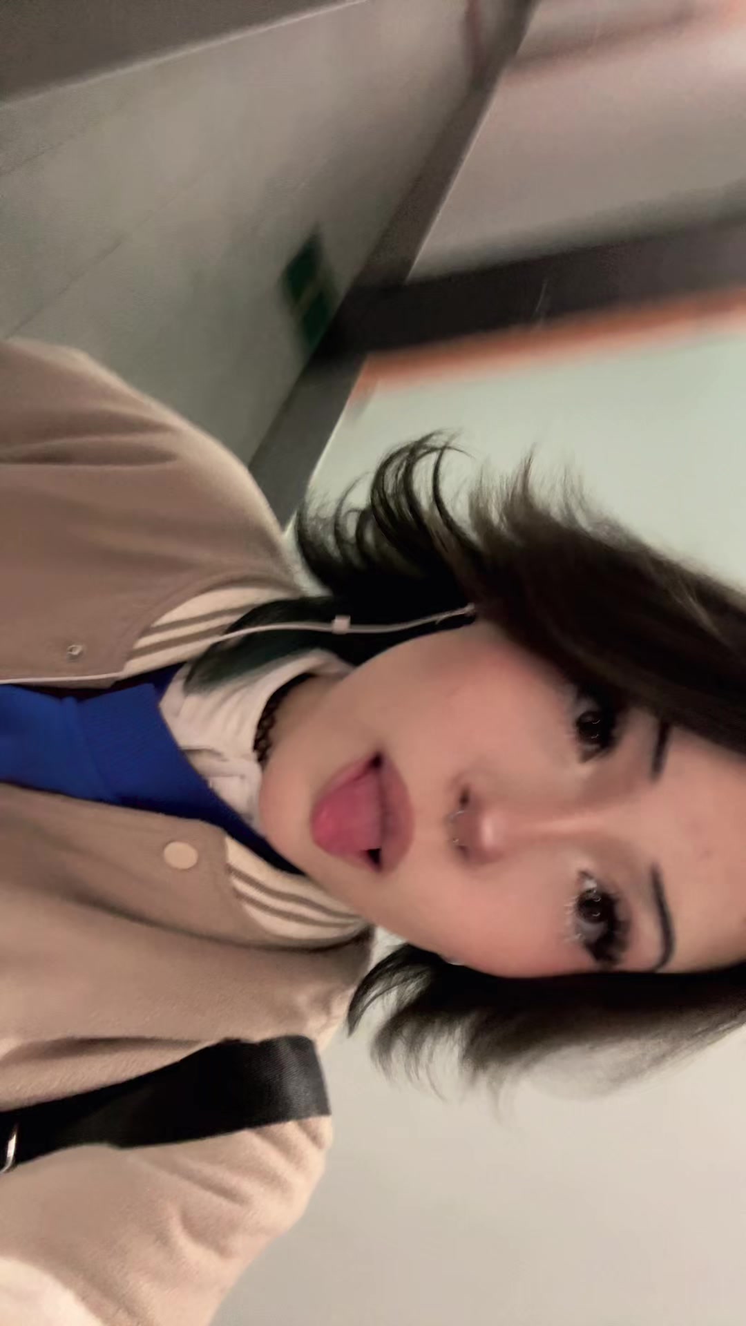 @skrolliks