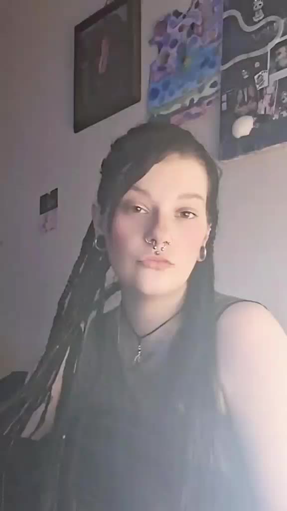 @Iminsanitylifeisthemadhouse🫀