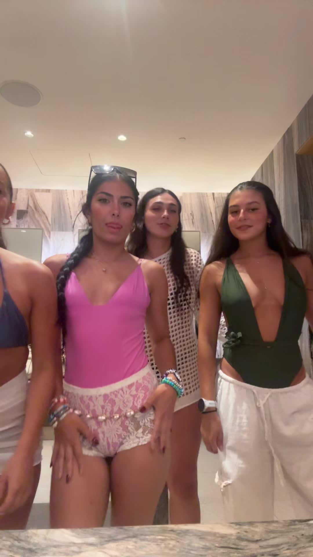 @gabriela kuryla