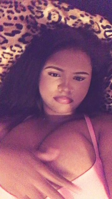 @Vixen👙💲🌺
