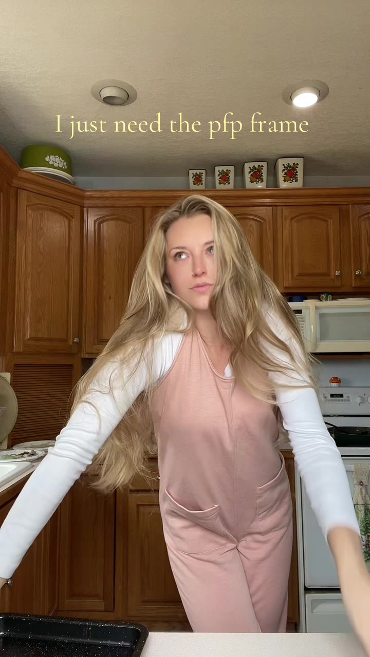 @Scarlett Rose