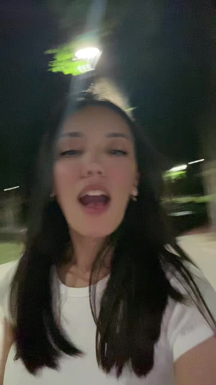 @𝓢𝓱𝓪𝓱𝓷𝓸𝔃𝓪