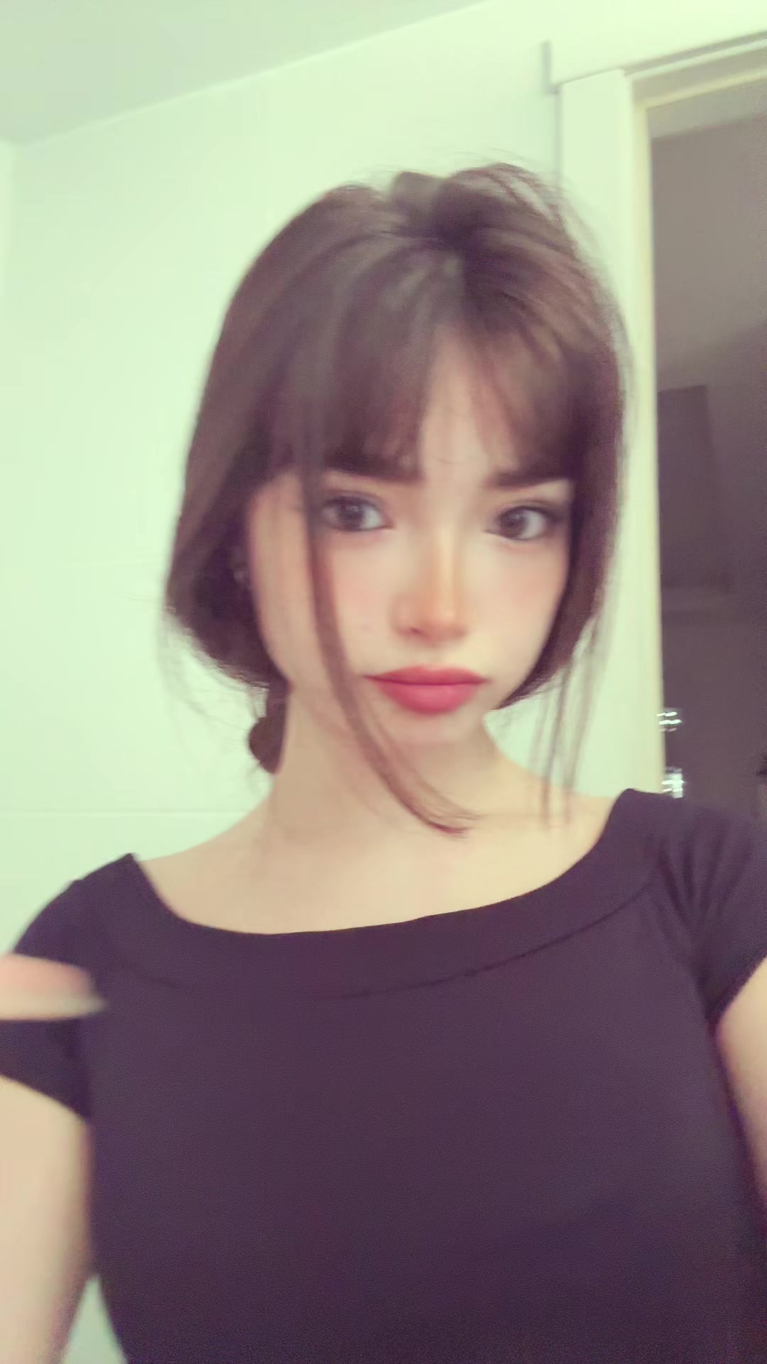 @esther