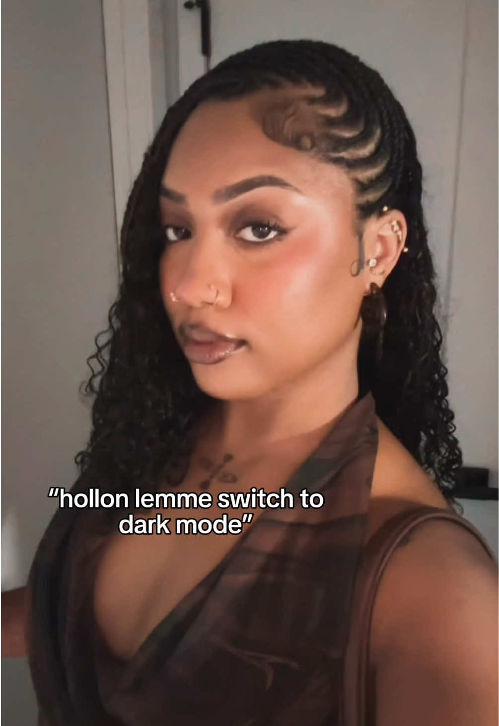 @curlybeviie