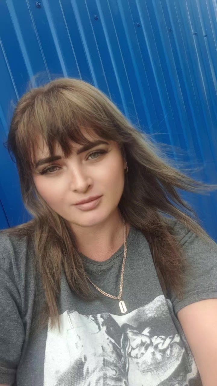 @Девчуля
