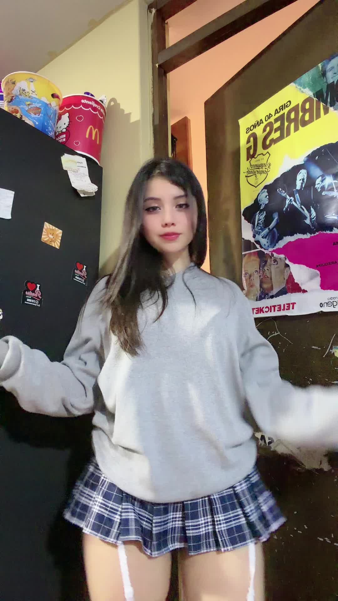 @RoxiCat7w7🦆🇵🇪