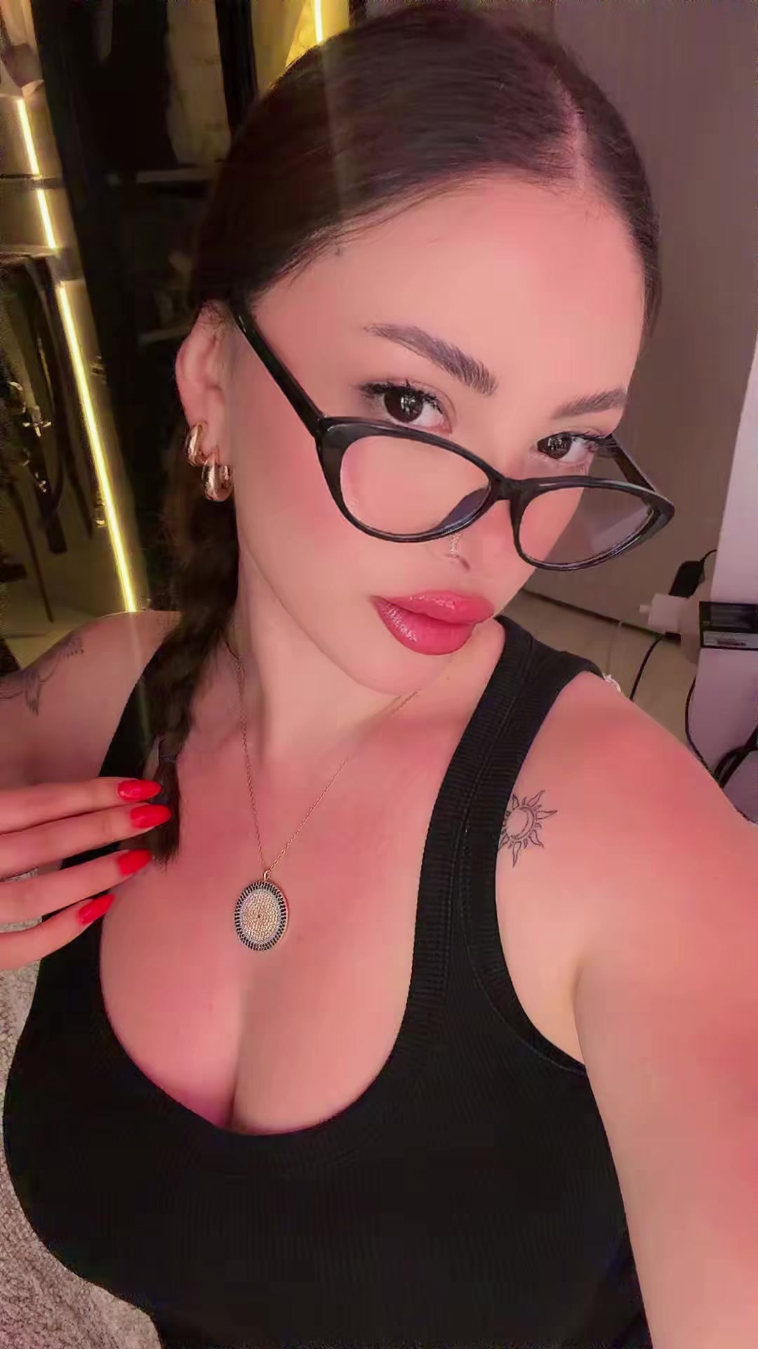 @Ayperi 🧚&zwj;♀️