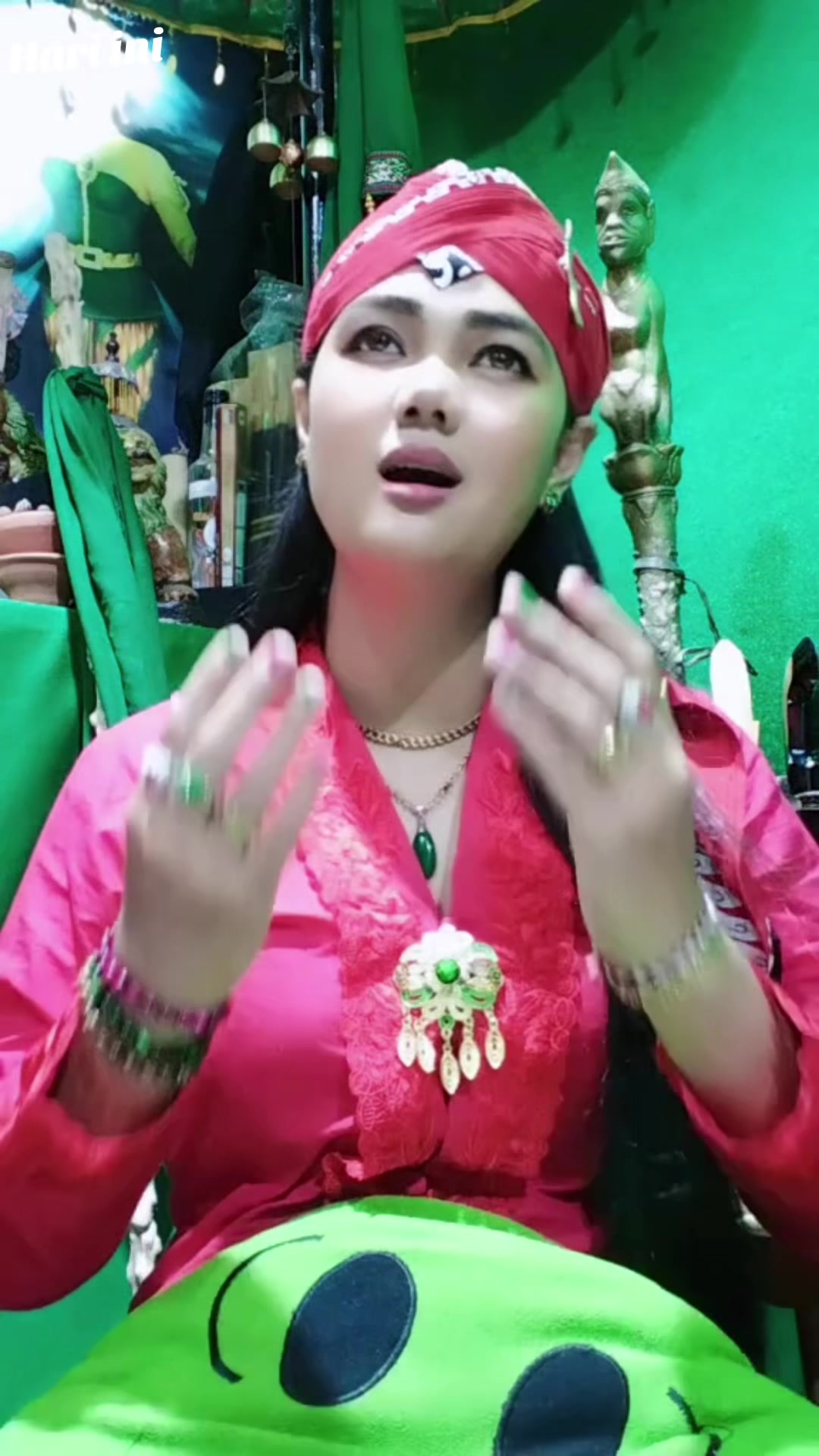 @TelogodogBUNDA YANA