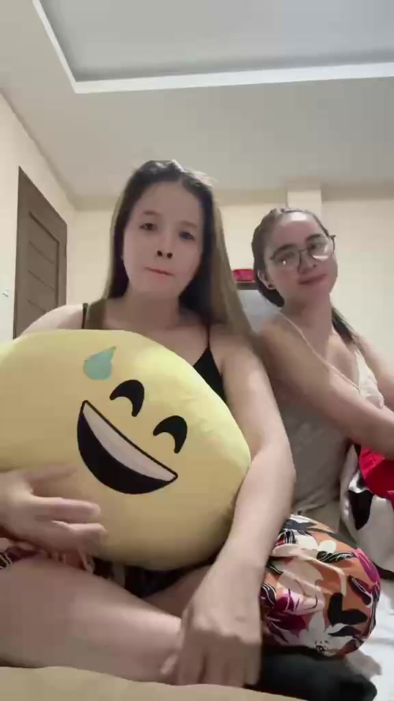 @Mariella