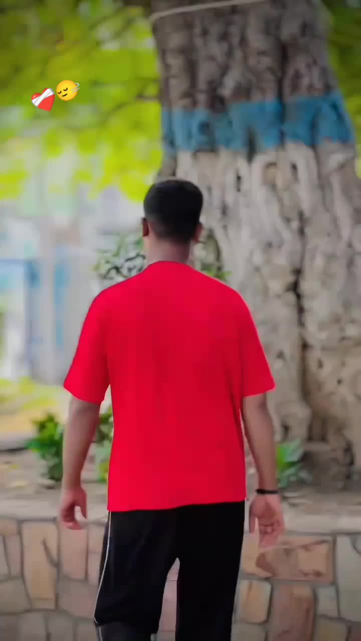 @🕸️