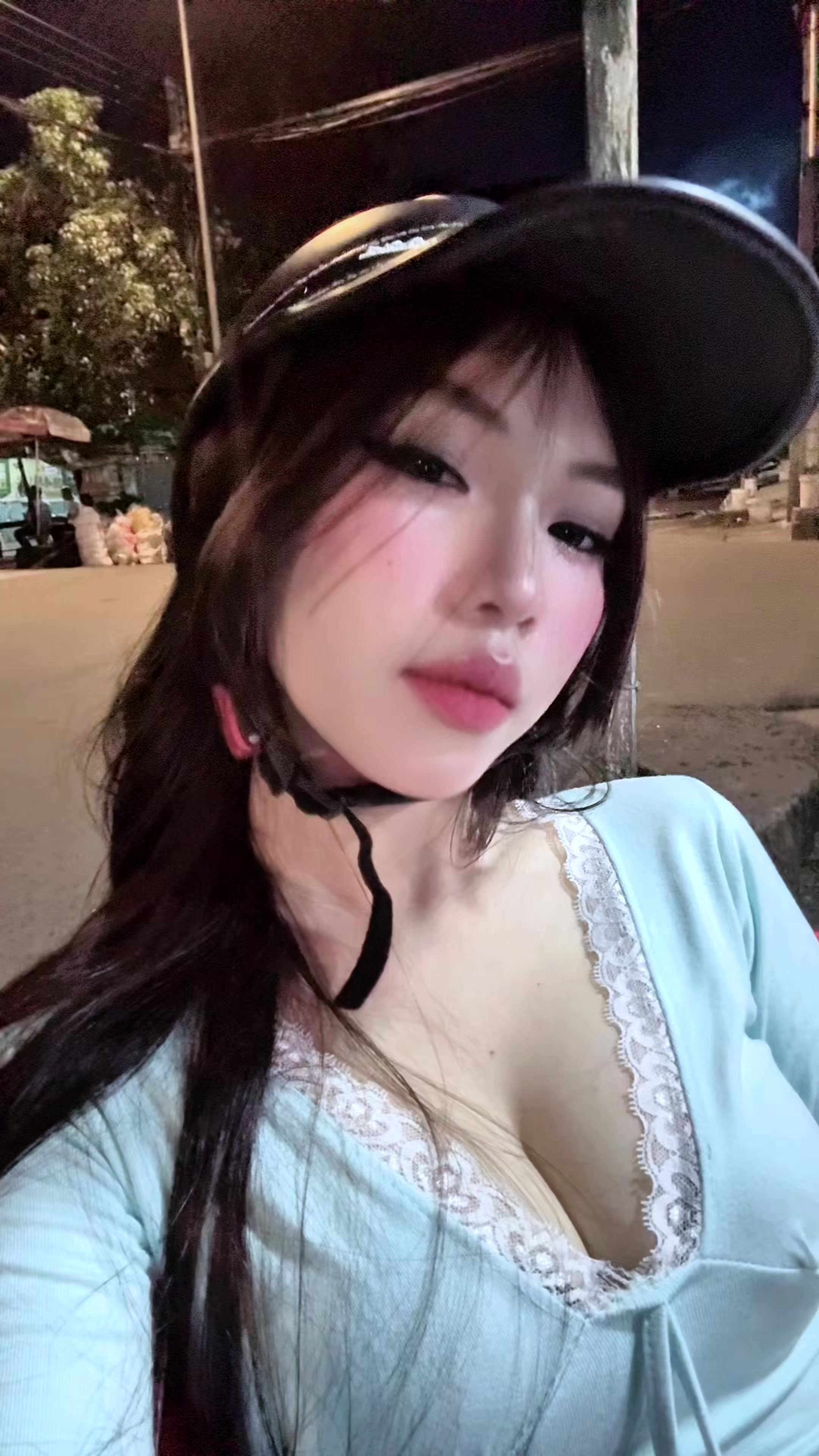 @ជុំទាវលីសា