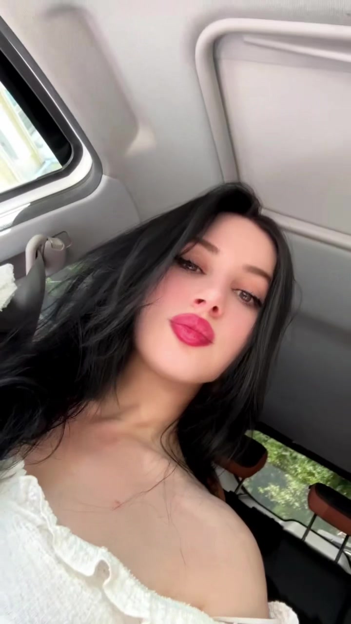 @julia_baku05