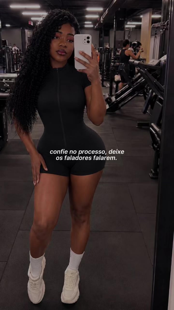 @Ros&aacute;lia