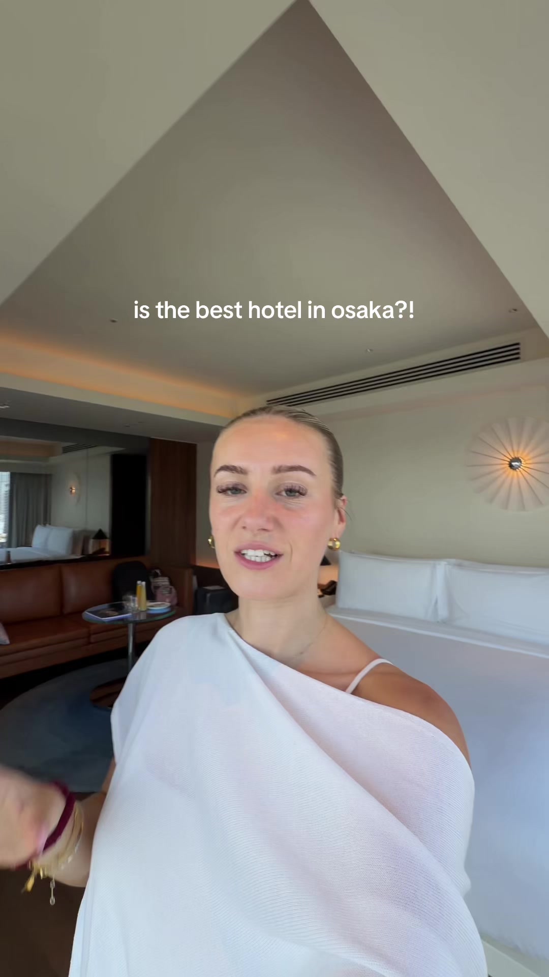 @Victoria 🦋