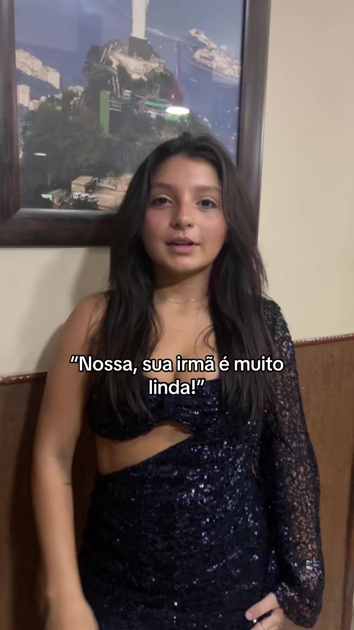 @Larinha💨