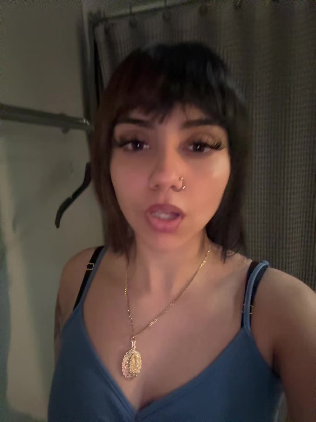 @️