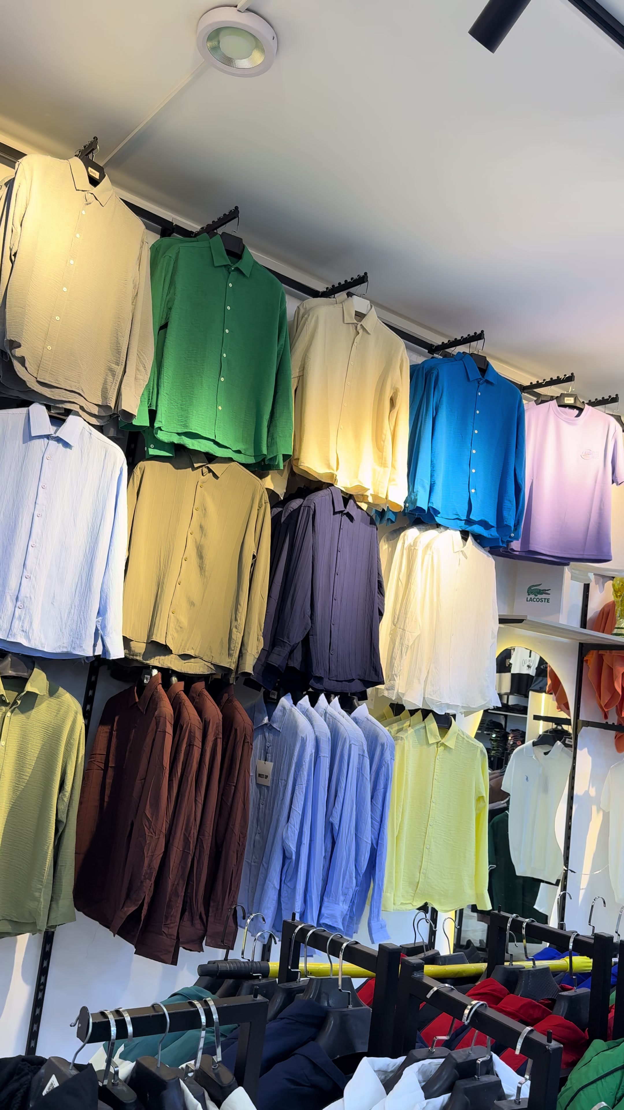 @معتز لملابس الشباب والاحذيه🛍️