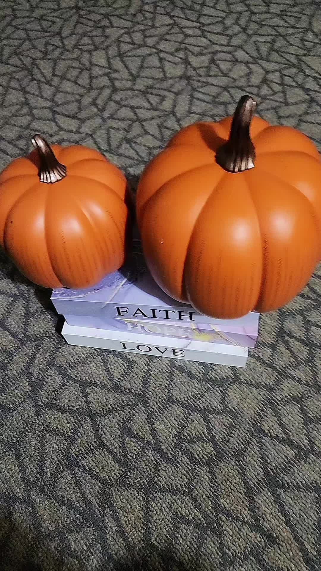 @TraceyannandAvery